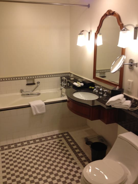 Bathroom InterContinental Singapore