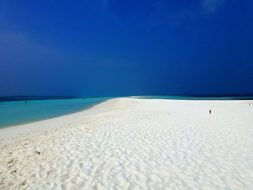 Strand Kuredu Island Resort & Spa