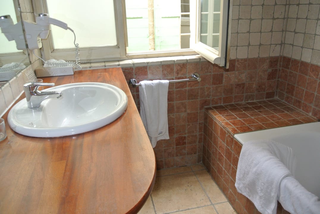 Badezimmer Hotel De L'Amphitheatre