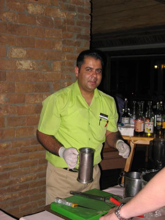 Cocktail vom Oberkellner Ibo Hotel Defne Garden