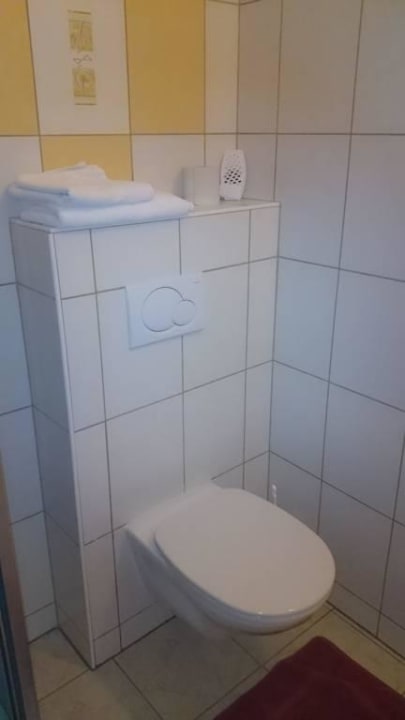 Toilette Weinhotel Kirchenwirt