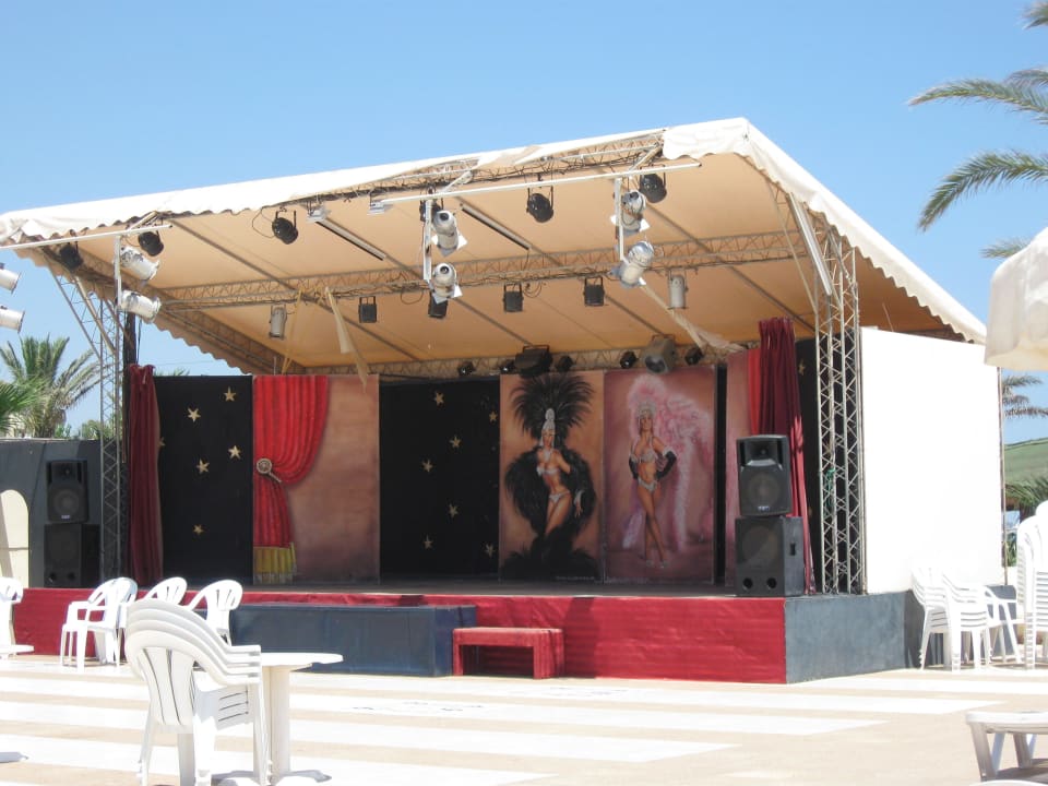 Showbühne Omar Khayam Resort & Aquapark