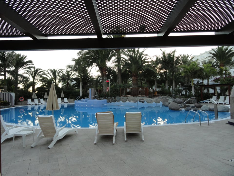 Hotel Riu Palace Maspalomas Poolanlage Hotel Riu Palace Maspalomas Adults Only