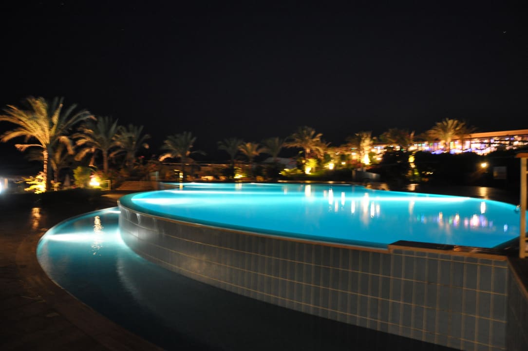 Bei Nacht TUI MAGIC LIFE Kalawy