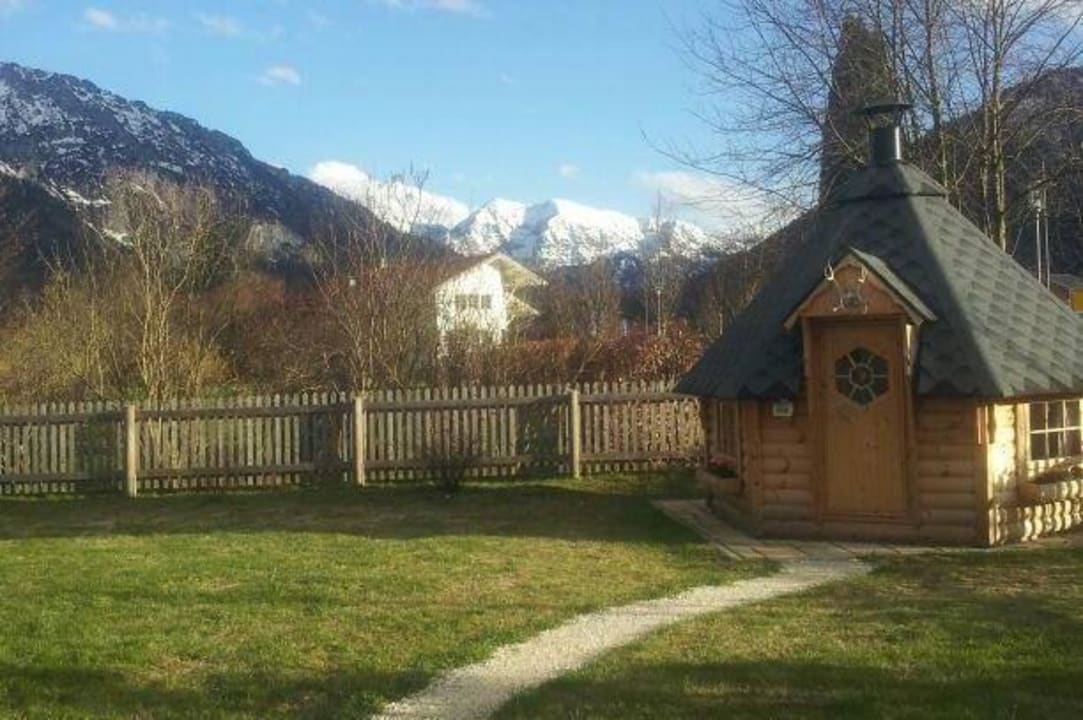 Ausblick Garten Ferienwohnungen Bremora