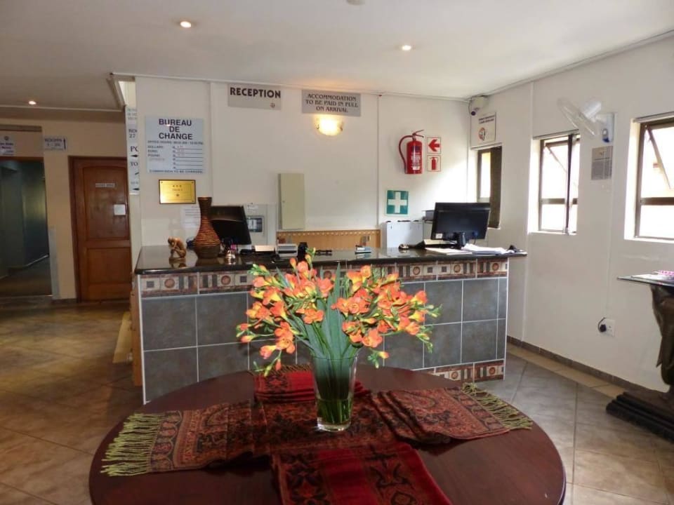 Rezeption Elephant Lake Hotel