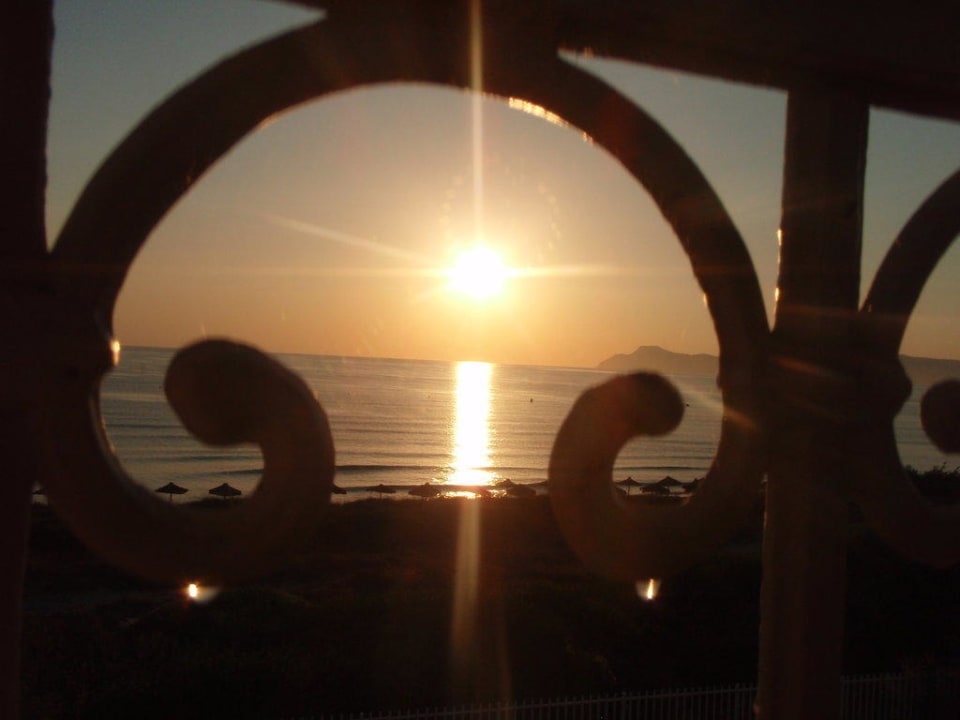 Sonnenaufgang vom Balkon Playa Garden Selection Hotel & Spa