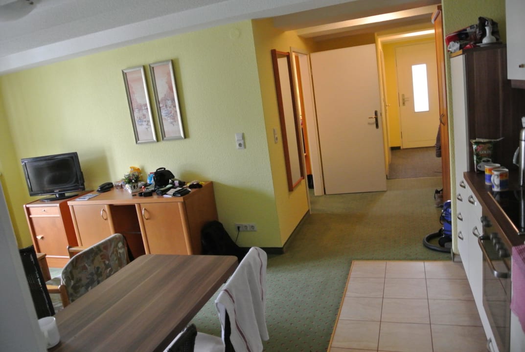 Blick vom Schlafzimmer in Richtung Eingangstür Hotel Garni Villa Meeresgruss