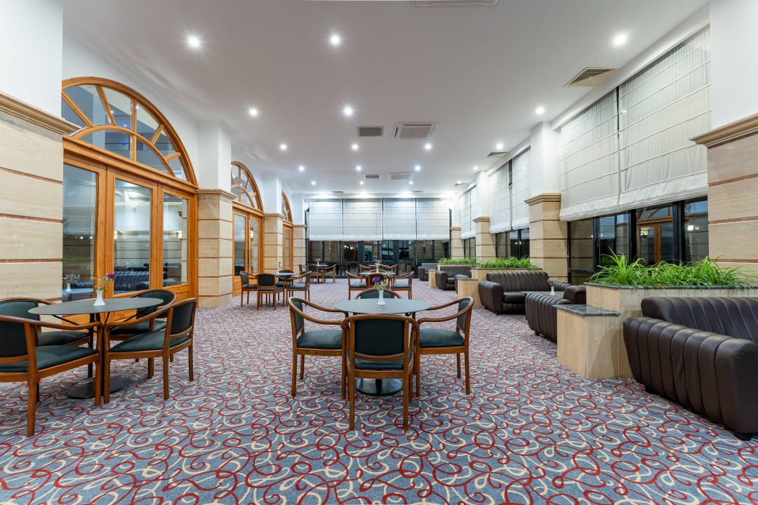 Lobby Adora Hotel & Resort