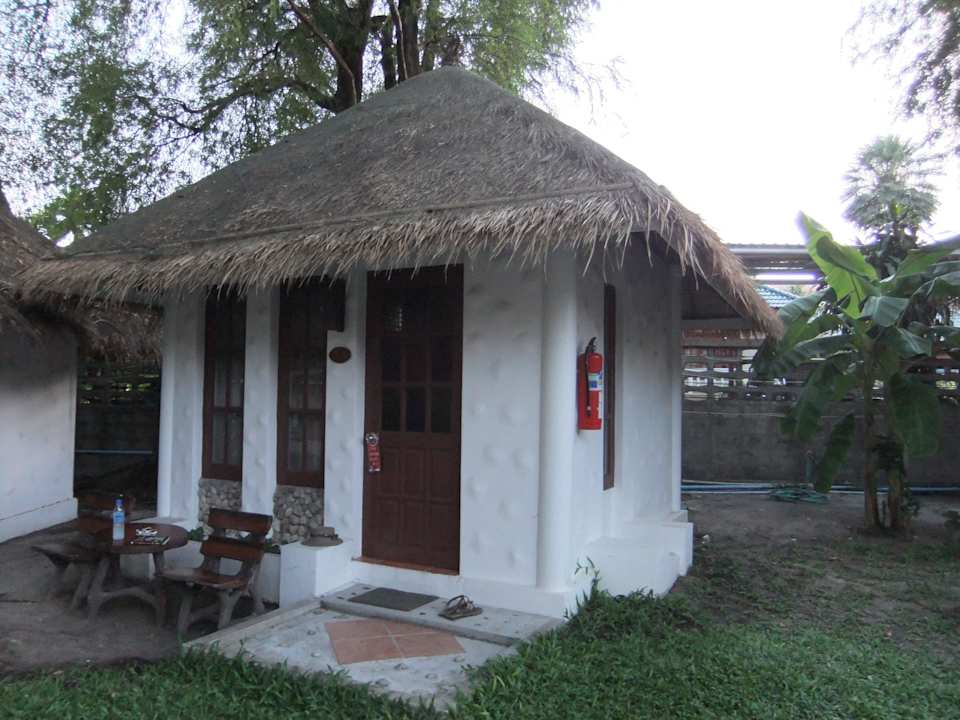 Bungalow Hotel Al's Hut