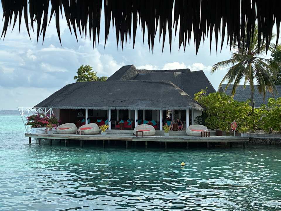 Außenansicht Centara Ras Fushi Resort & Spa Maldives