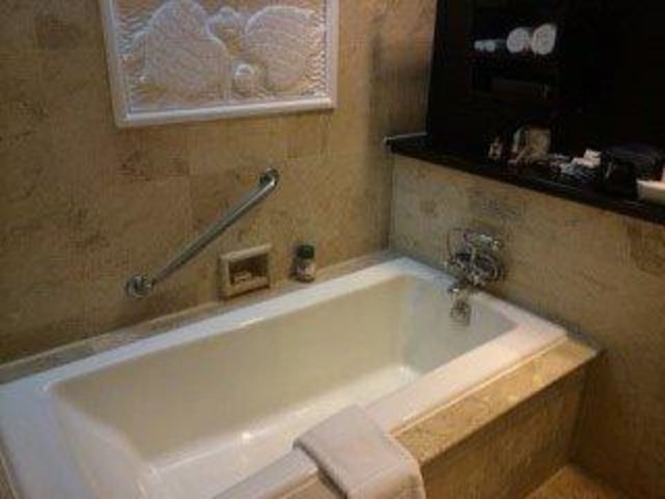 Badewanne Clubzimmer InterContinental Bali Resort