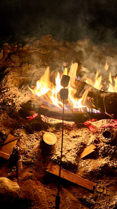 Gastro Thousand Nights Camp