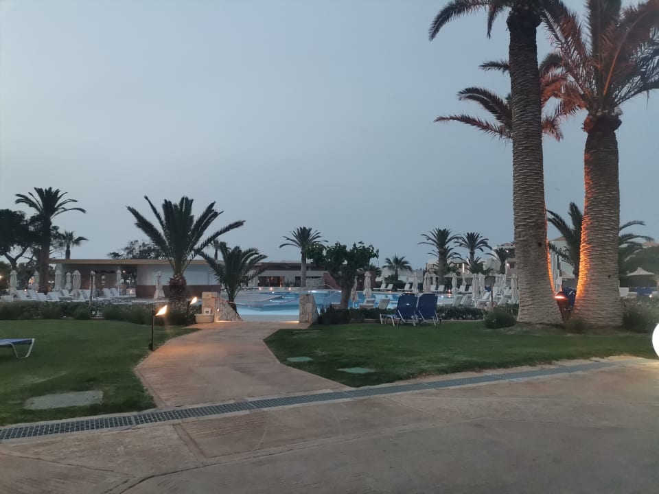 Pool Anissa Beach & Village