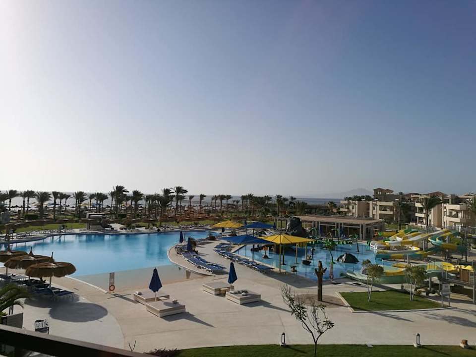 Widok z balkonu Pickalbatros Royal Moderna Resort-Sharm El Sheikh
