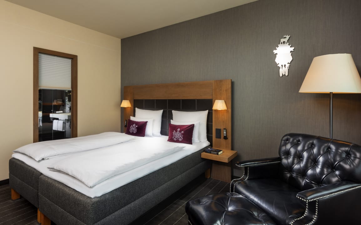 Zimmer Mövenpick Hotel Stuttgart Airport