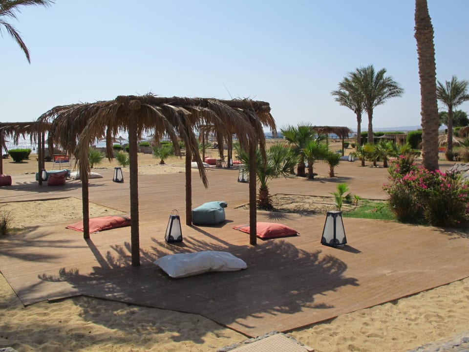 Chilloutzone Shams Alam Beach Resort
