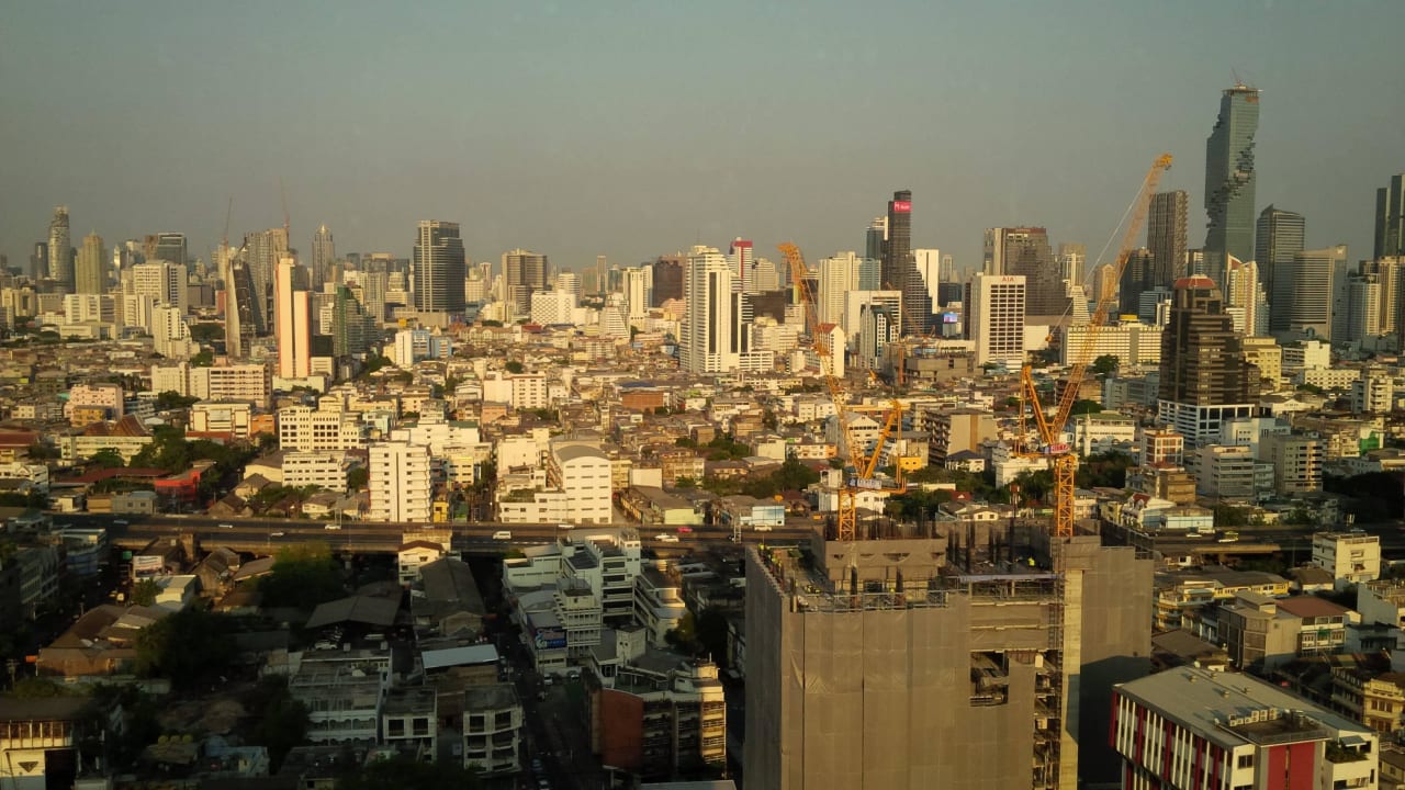 Blick auf Bangkok The Tawana Bangkok