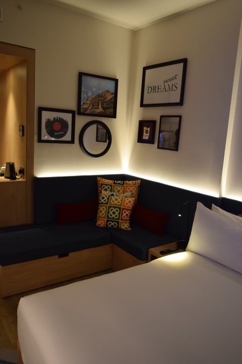 Zimmer Hampton By Hilton Barcelona Fira Gran Via