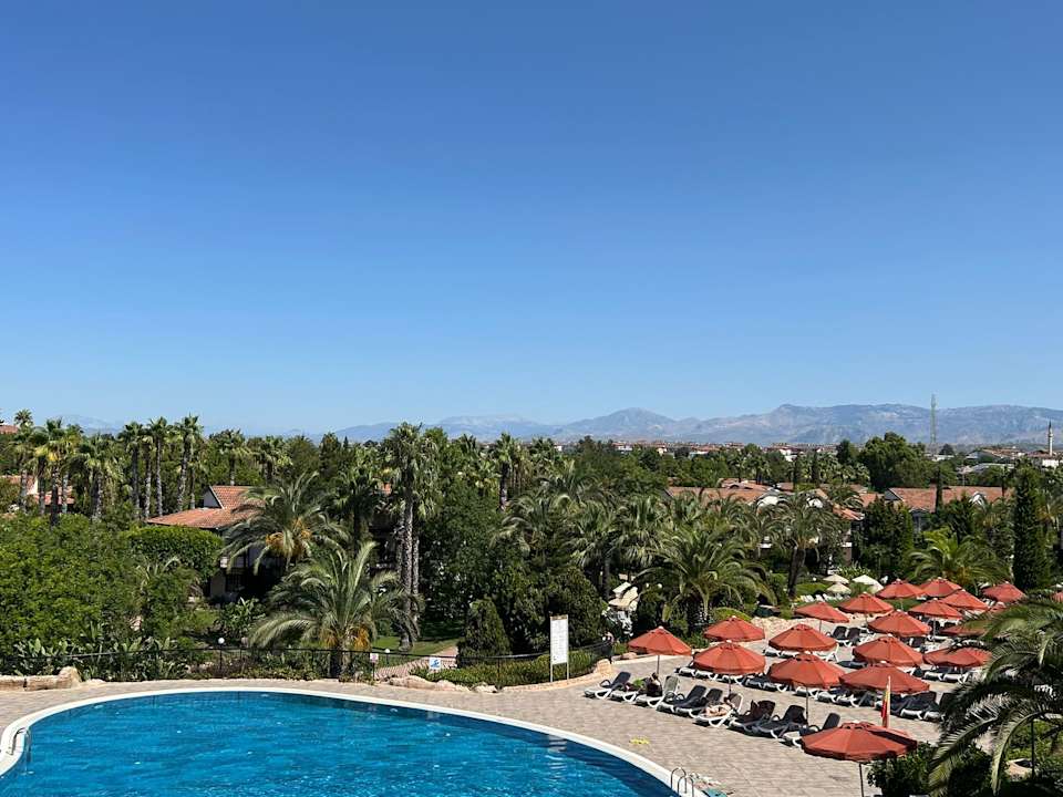 Pool Sunrise Resort Hotel