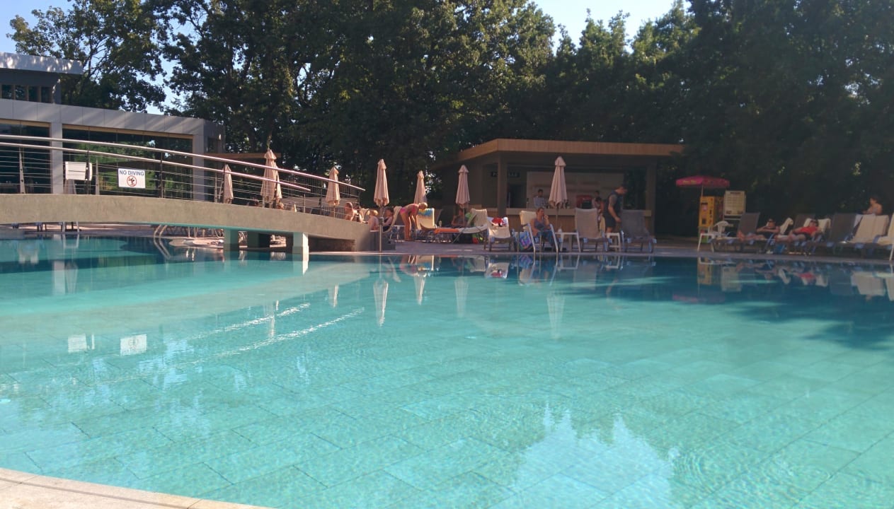 Pool richtung Poolbar HVD Viva Club Hotel