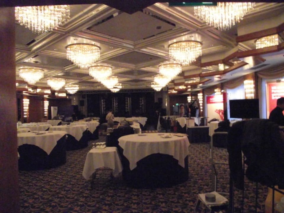 Im großen Ballsaal Maritim Airport Hotel Hannover