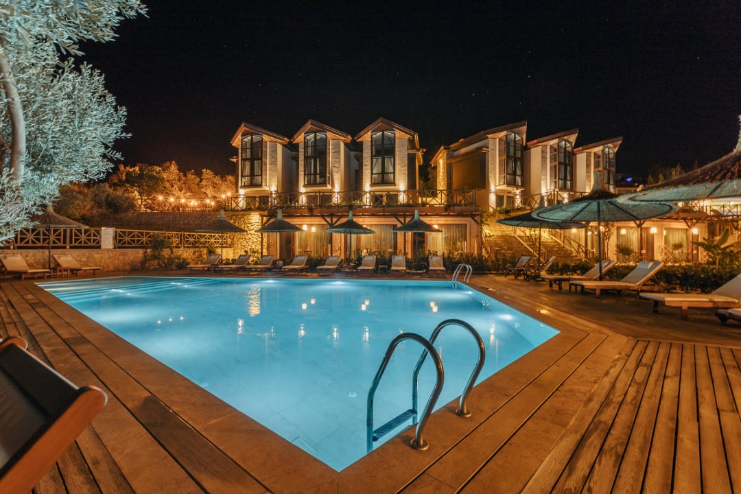 Pool Boho Garden Boutique Hotel