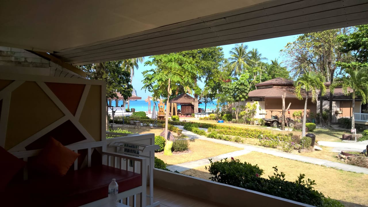 Blick zum Strand Hotel Koh Hai Paradise Resort