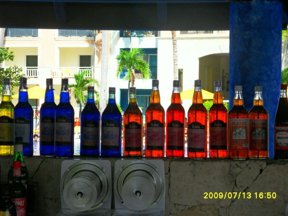 Farbenleben am Pool Ocean Blue & Sand