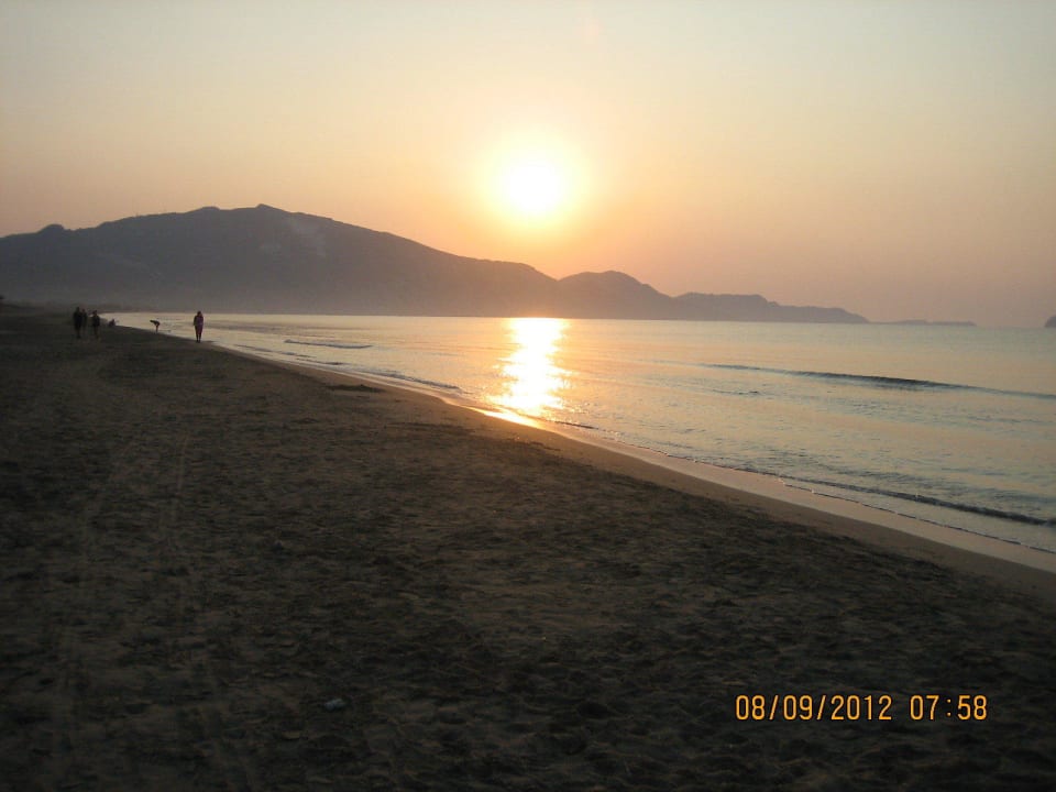 Восход солнца Domes Aulūs Zante, Autograph Collection