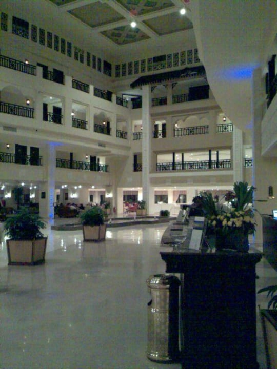 Lobby Steigenberger ALDAU Beach Hotel