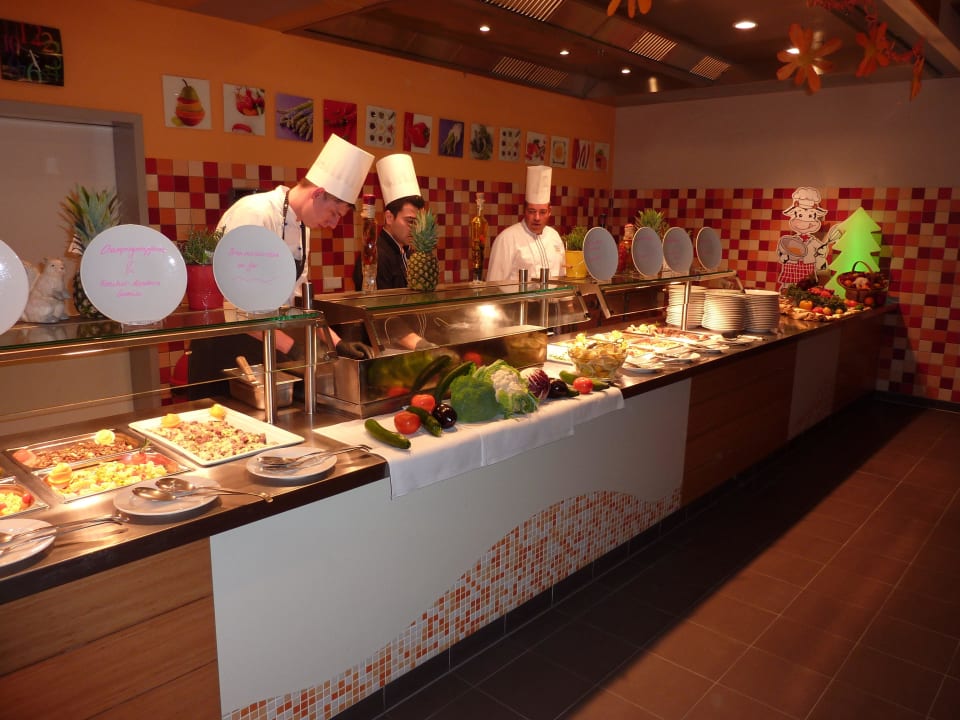 Weihnachtsbüffet BEECH Resort Boltenhagen