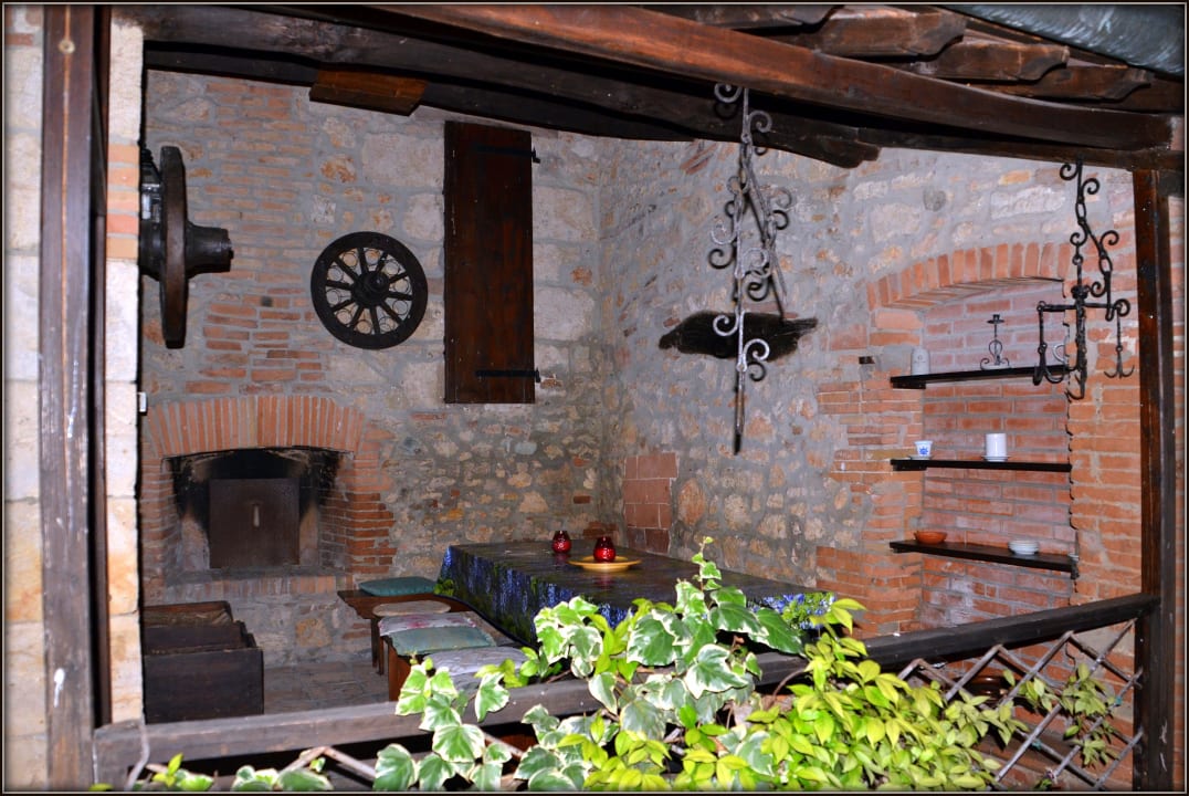 Schöne Ecke Hotel Il Pietreto