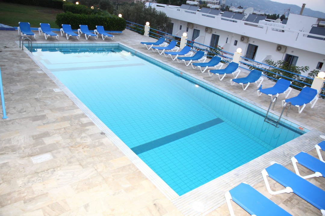 Swimming pool Hotel Poseidon