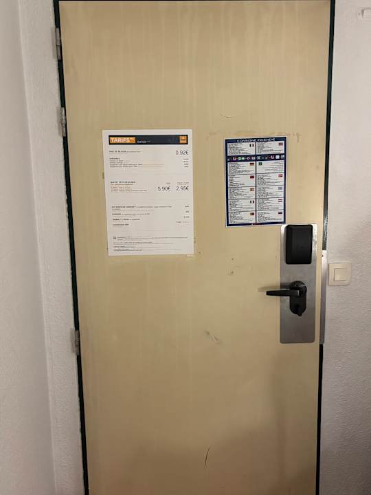 Zimmer Premiere Classe Lille Ouest - Lomme