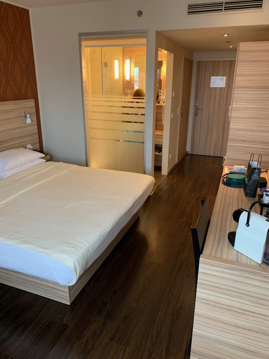 Zimmer Leonardo Hotel Vienna Hauptbahnhof