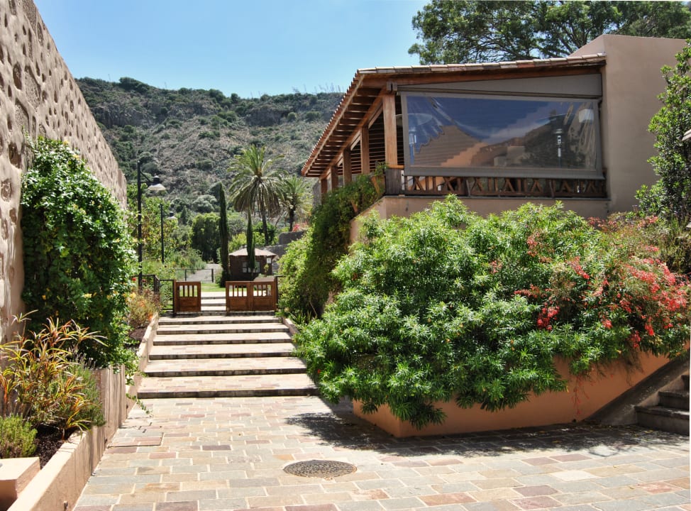 Außenansicht Hotel Rural El Mondalón