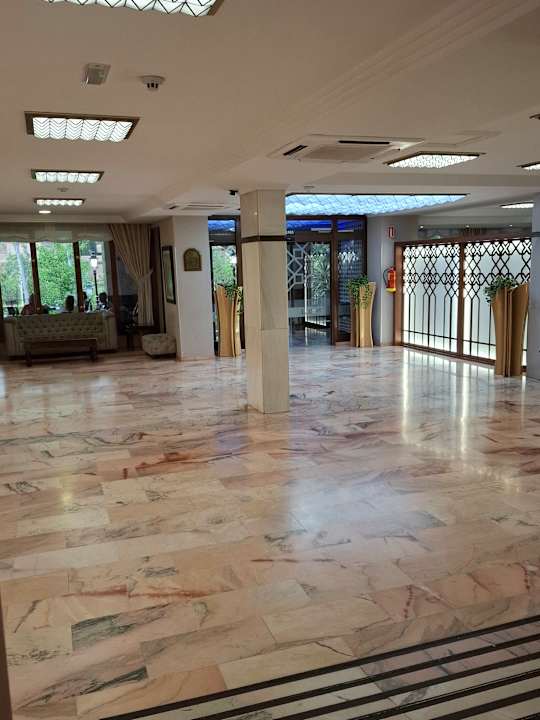 Lobby Hotel Porcel Alixares