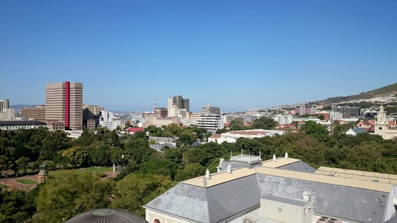 Blick vom Roof Top / Pooldeck Hotel 15 On Orange