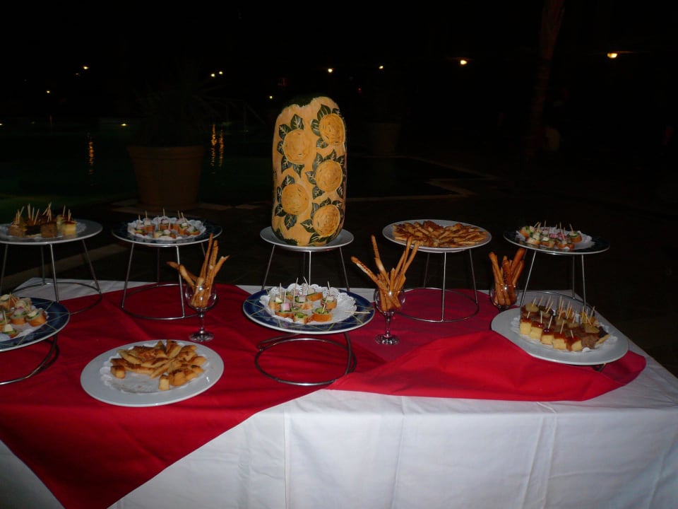Snacks zum Coktail Jaz Dar EL Madina