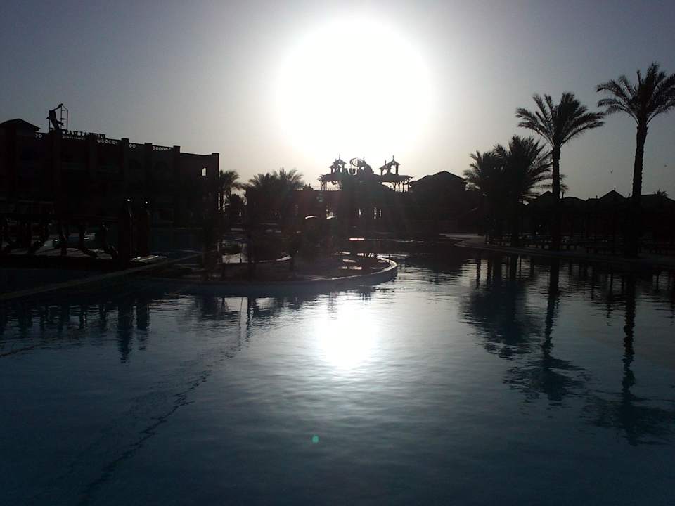 Восход Pickalbatros Aqua Vista Resort - Hurghada