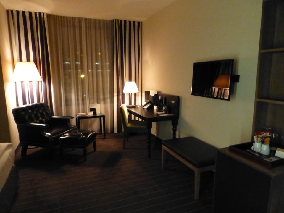 2126 Mövenpick Hotel Stuttgart Airport