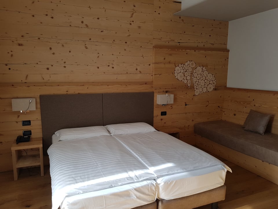 Zimmer Hotel Albergo Mezzolago