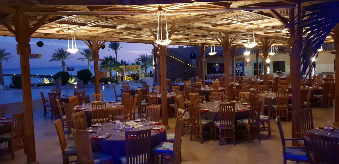 Gastro The Breakers Diving & Surfing Lodge