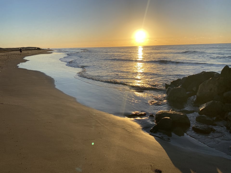 Strand Hotel Faro, a Lopesan Collection Hotel