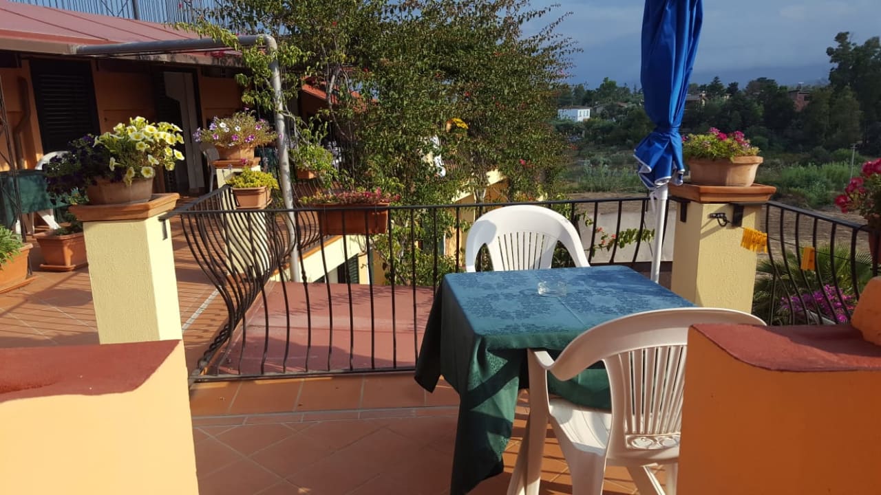 Zimmer Aparthotel Domus De Janas Sul Mare