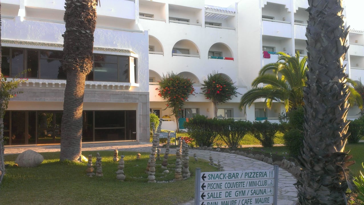 Weg zum Haus mit Meerblick The Orangers Beach Resort and Bungalows