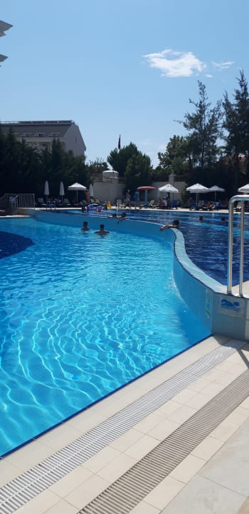 Pool Well Palace Side