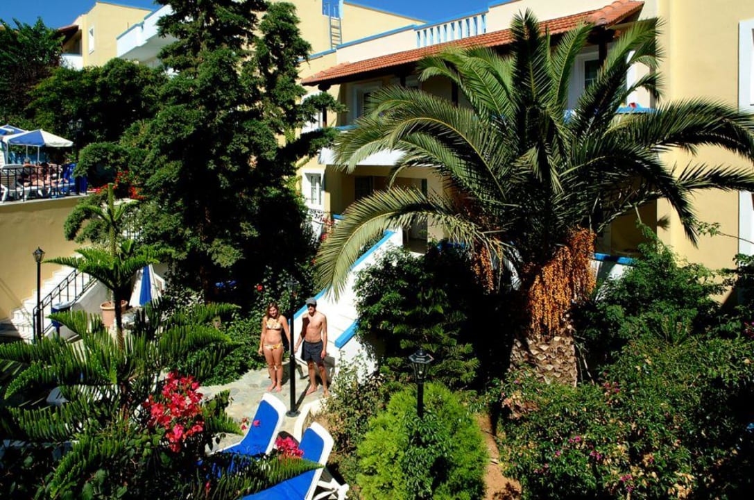 Garden Hotel Alexander House