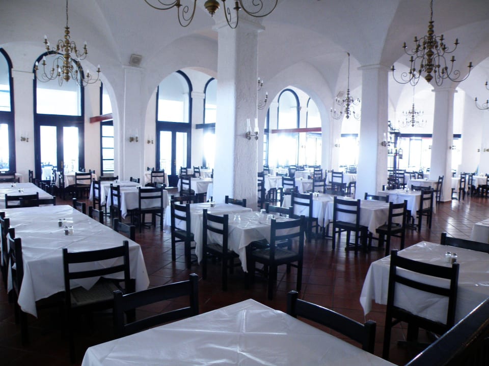 RESTAURACJA GŁÓWNA Peninsula Resort & Spa